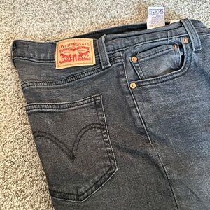 LEVI’S ribcage straight ankle black jeans - women’s size 28/6